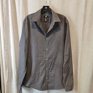 H&M Gray Modern Casual Button Down Shirt